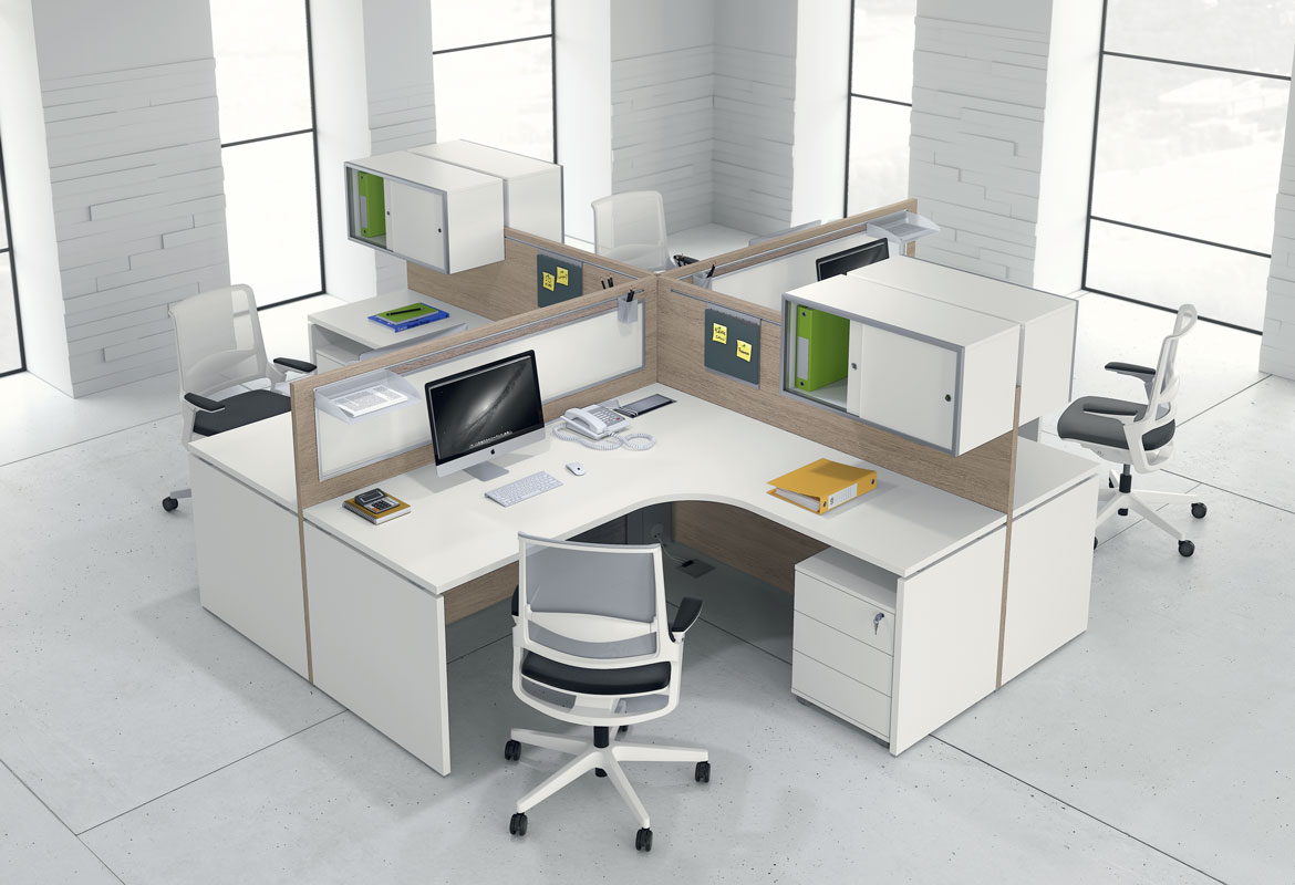 scrivania per ufficio operativo con separazione delle postazioni e contenitori